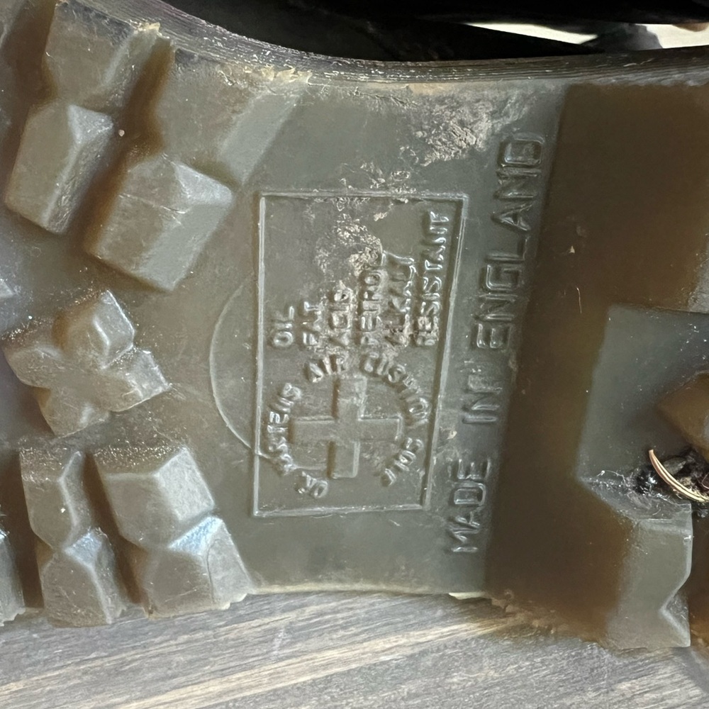 Dr. Martens Youth 3/Womens 5/Mens 4 Vintage 1460 Made in England Lace Up Boots - Picture 8 of 10